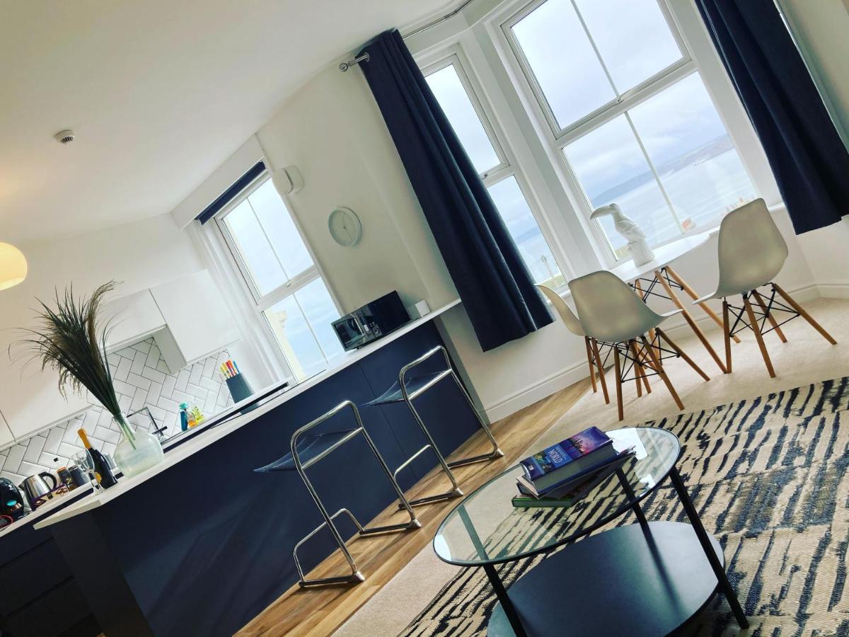 Seascape Scarborough Stunning Seaview Holiday Home Apartment Extérieur photo